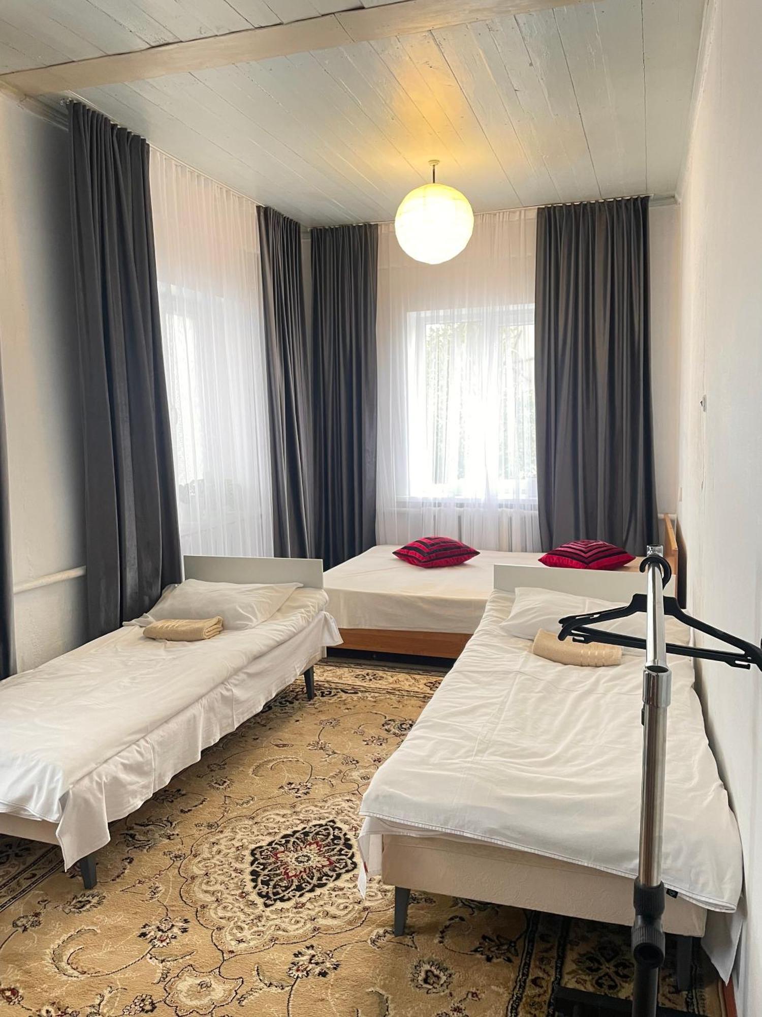 Gulnara Guest House Balykchy Kültér fotó
